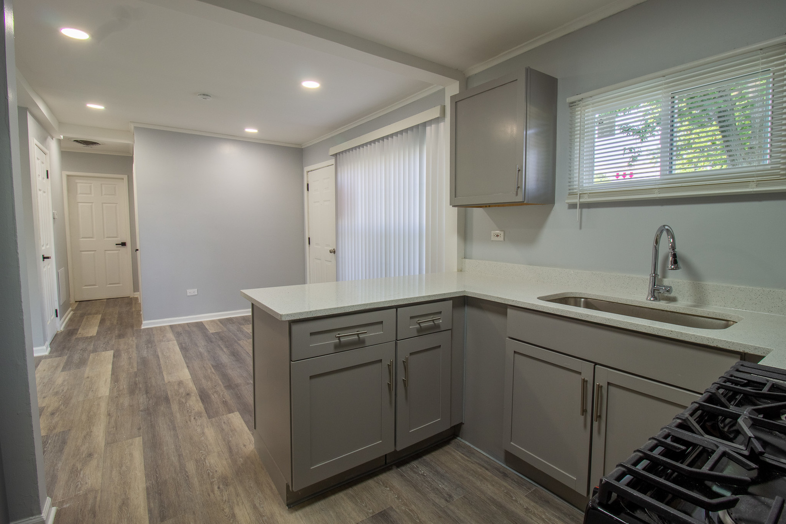 16523 Spaulding Avenue Property Photo 10