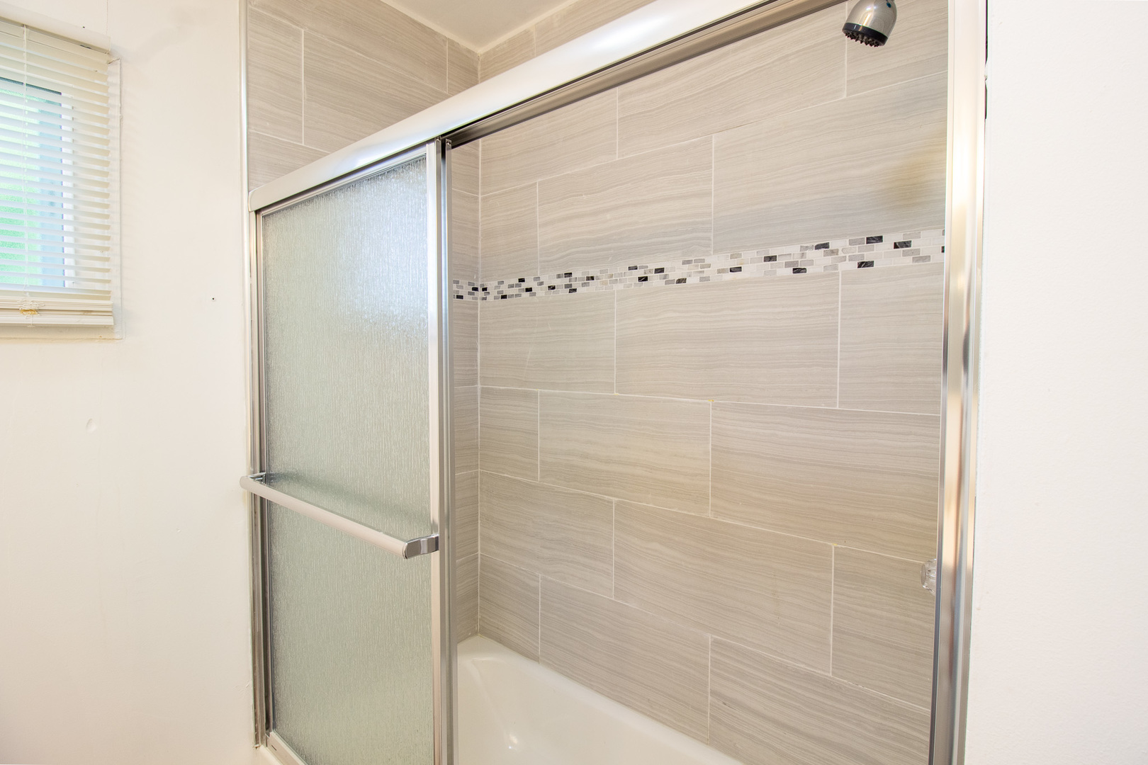 16523 Spaulding Avenue Property Photo 14