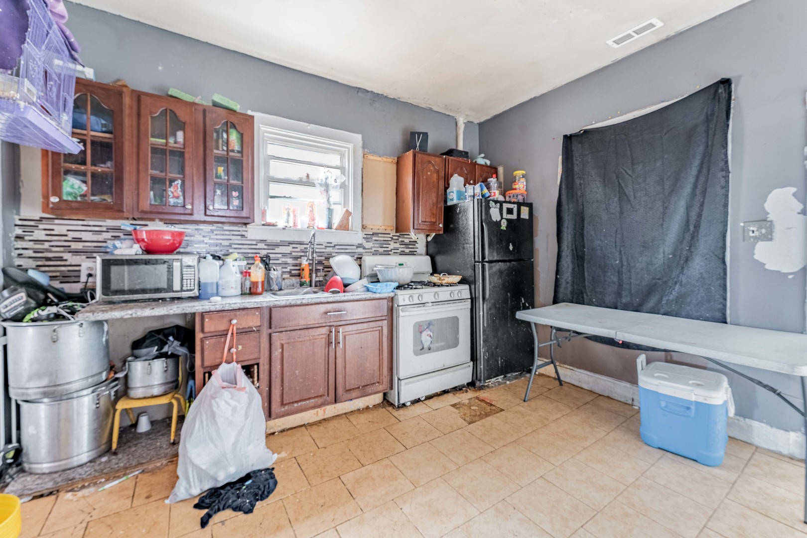 4052 S Campbell Avenue Property Photo 6