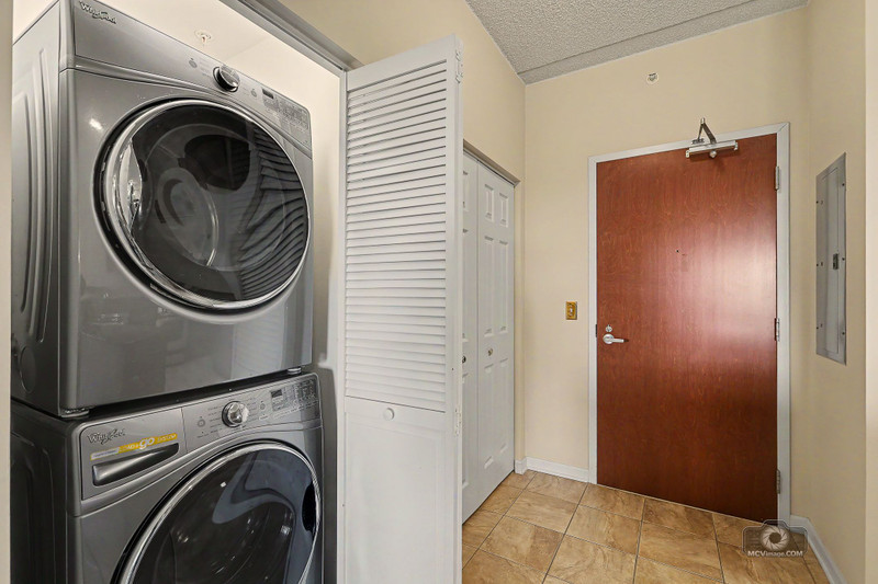 6420 Double Eagle Drive 905 Property Photo 14