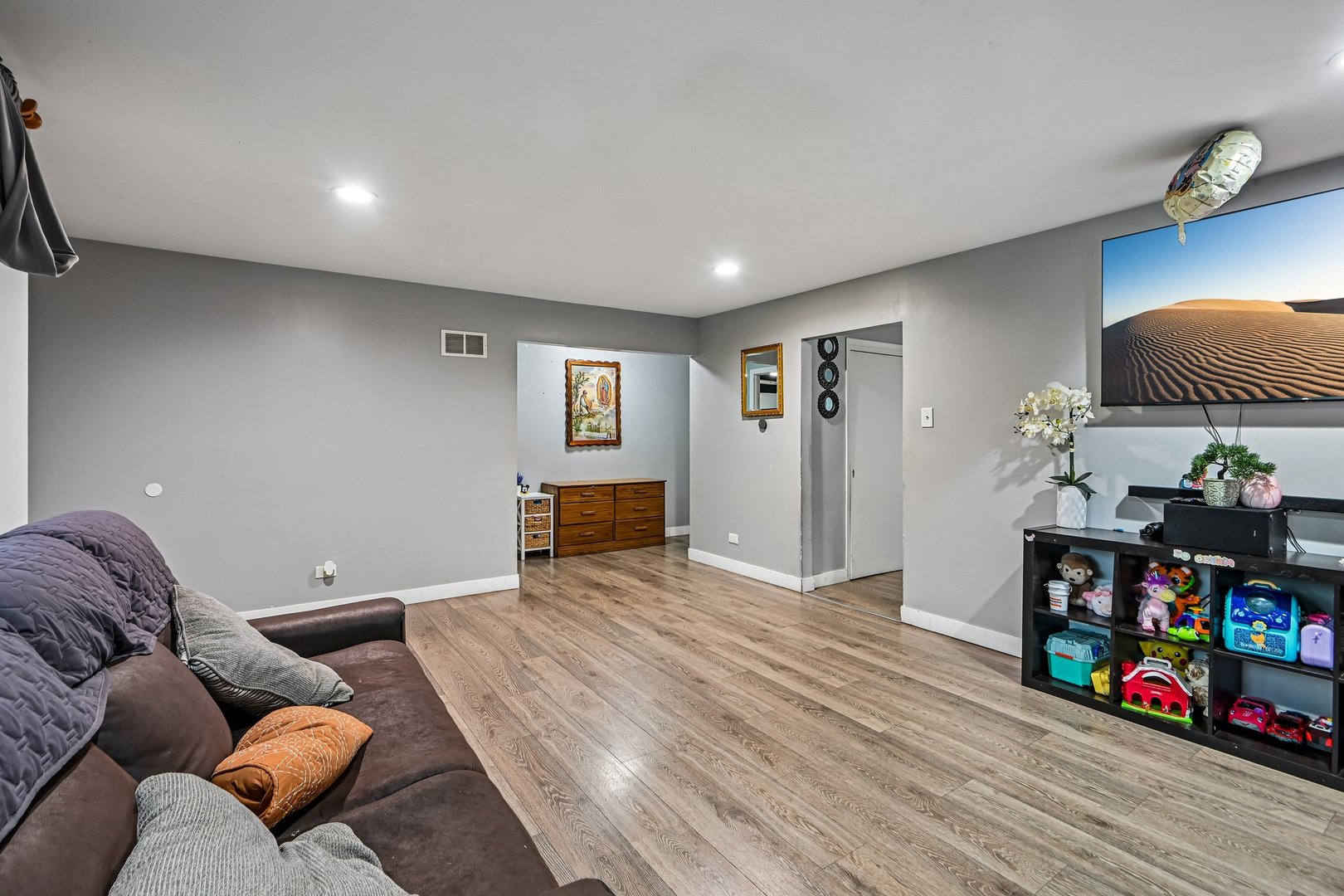 16955 Jodave Avenue Property Photo 8