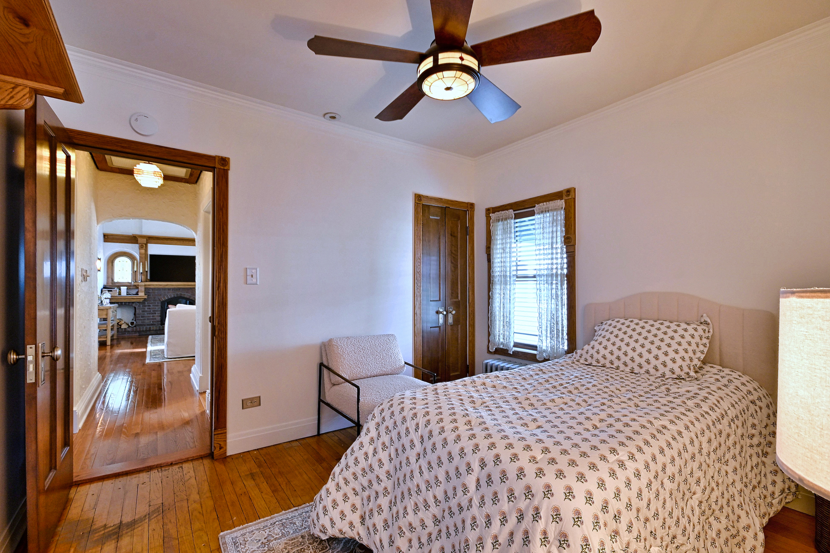 129 E Washington Street Property Photo 19