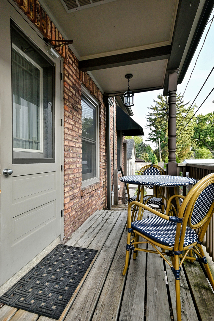 129 E Washington Street Property Photo 29