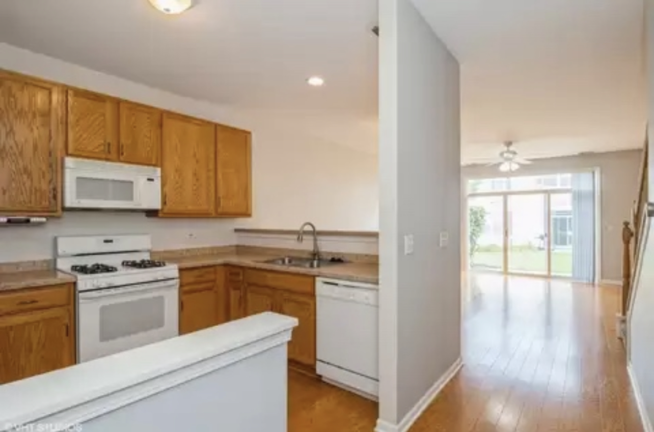 3149 Falling Waters Lane Property Photo 2