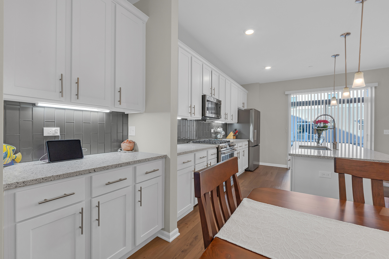 1546 Slade Way Property Photo 5