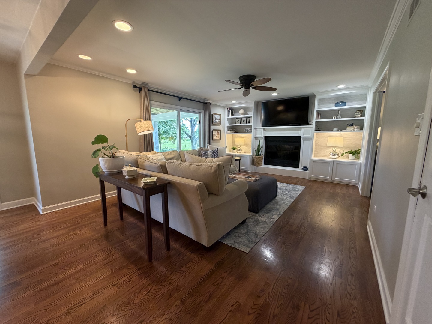 12706671 Property Photo 3