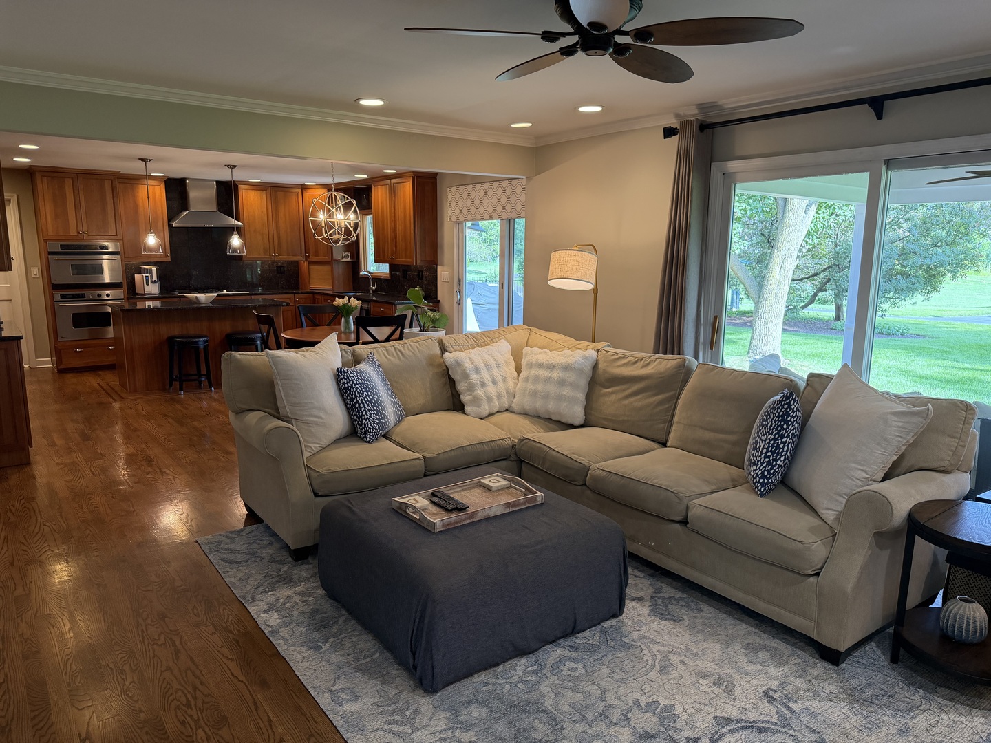 12706671 Property Photo 4