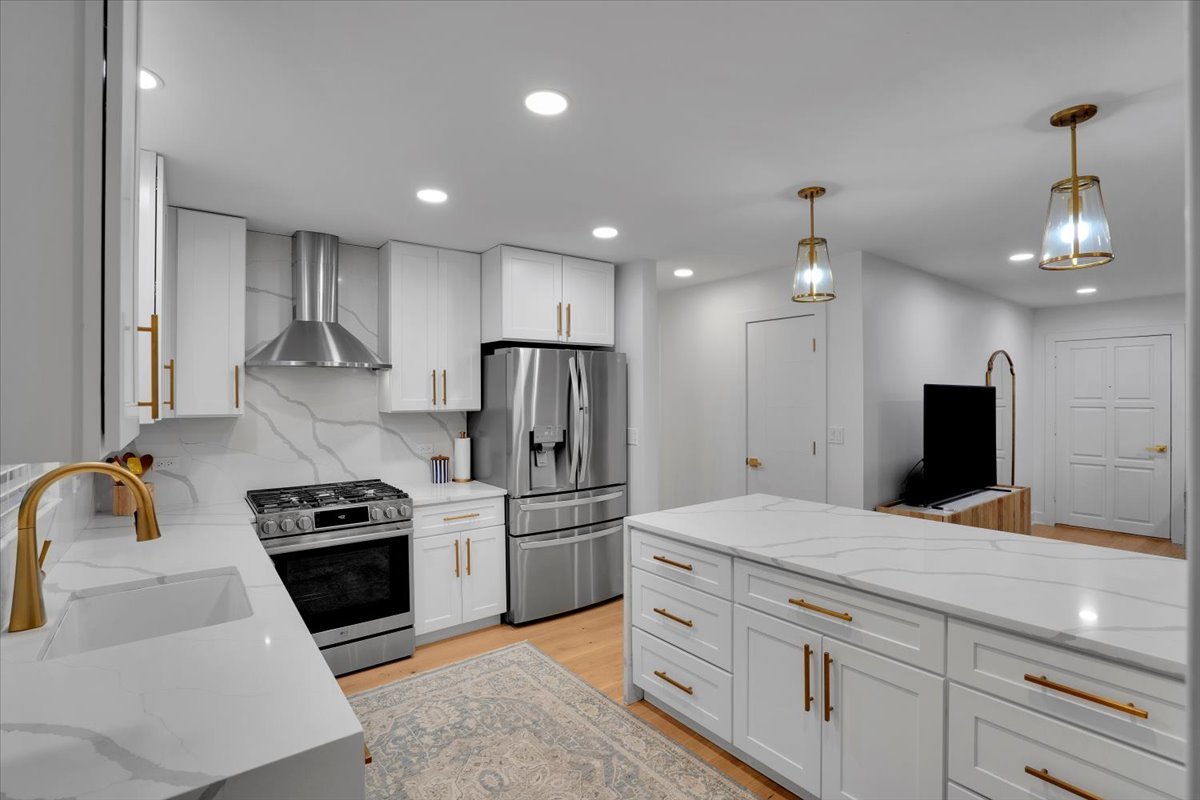 9317 Olcott Avenue Property Photo 17