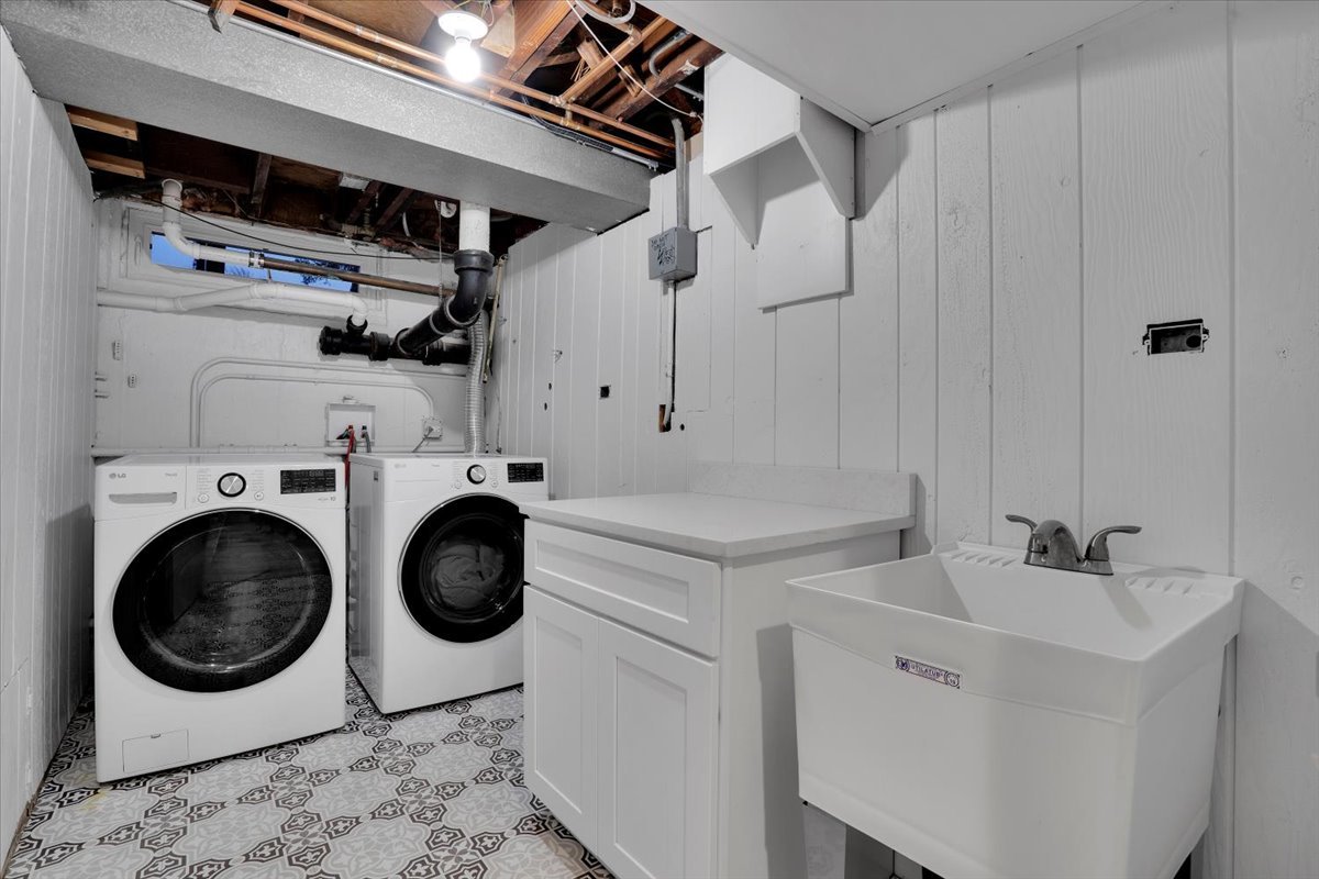 9317 Olcott Avenue Property Photo 35