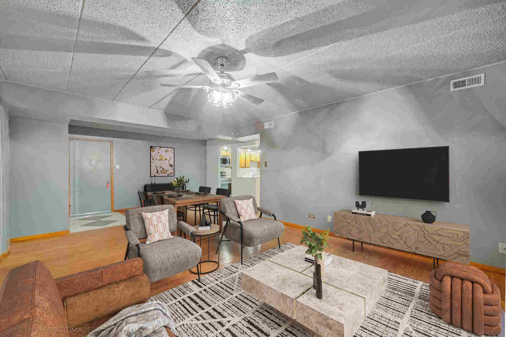 18315 Burnham Avenue 204 Property Photo 3