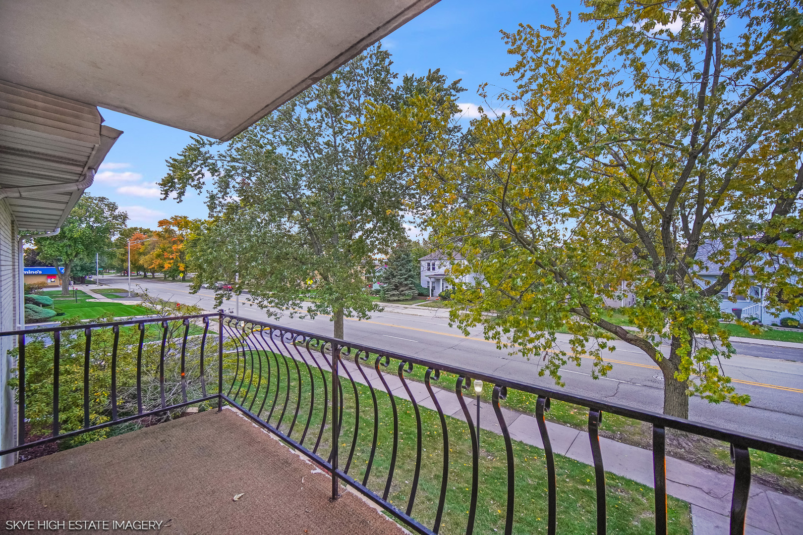 18315 Burnham Avenue 204 Property Photo 4