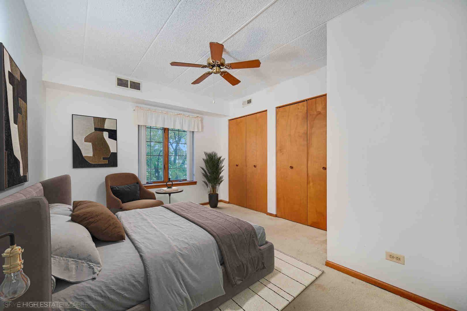 18315 Burnham Avenue 204 Property Photo 6