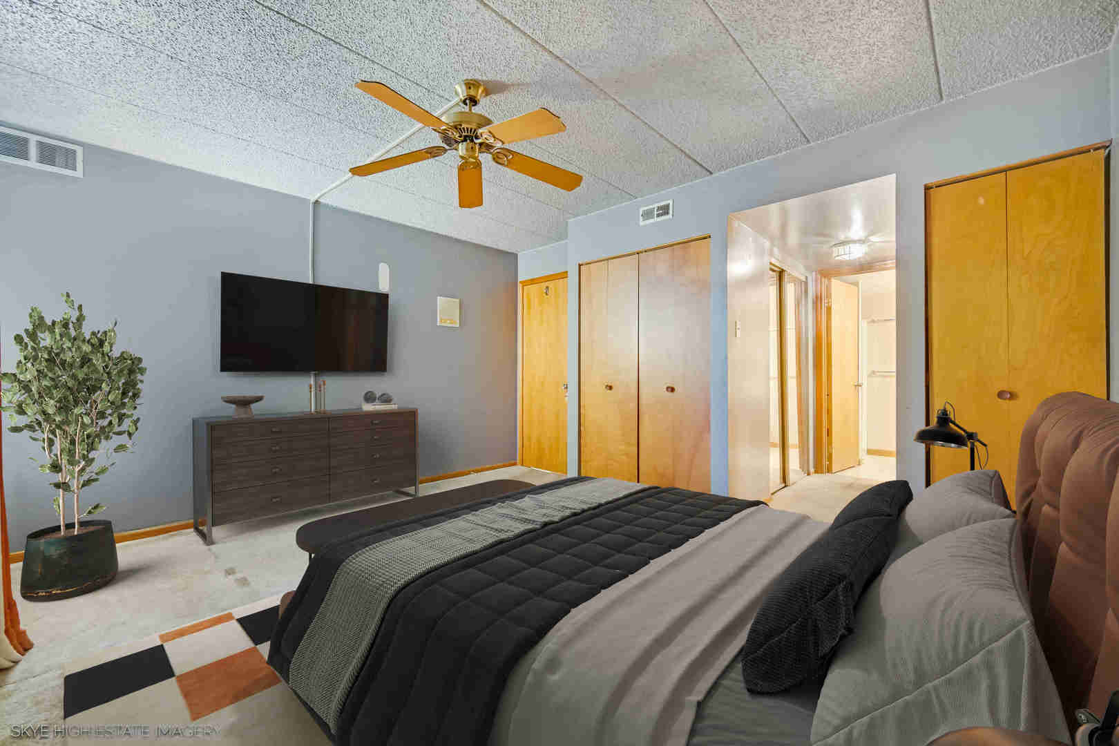 18315 Burnham Avenue 204 Property Photo 9