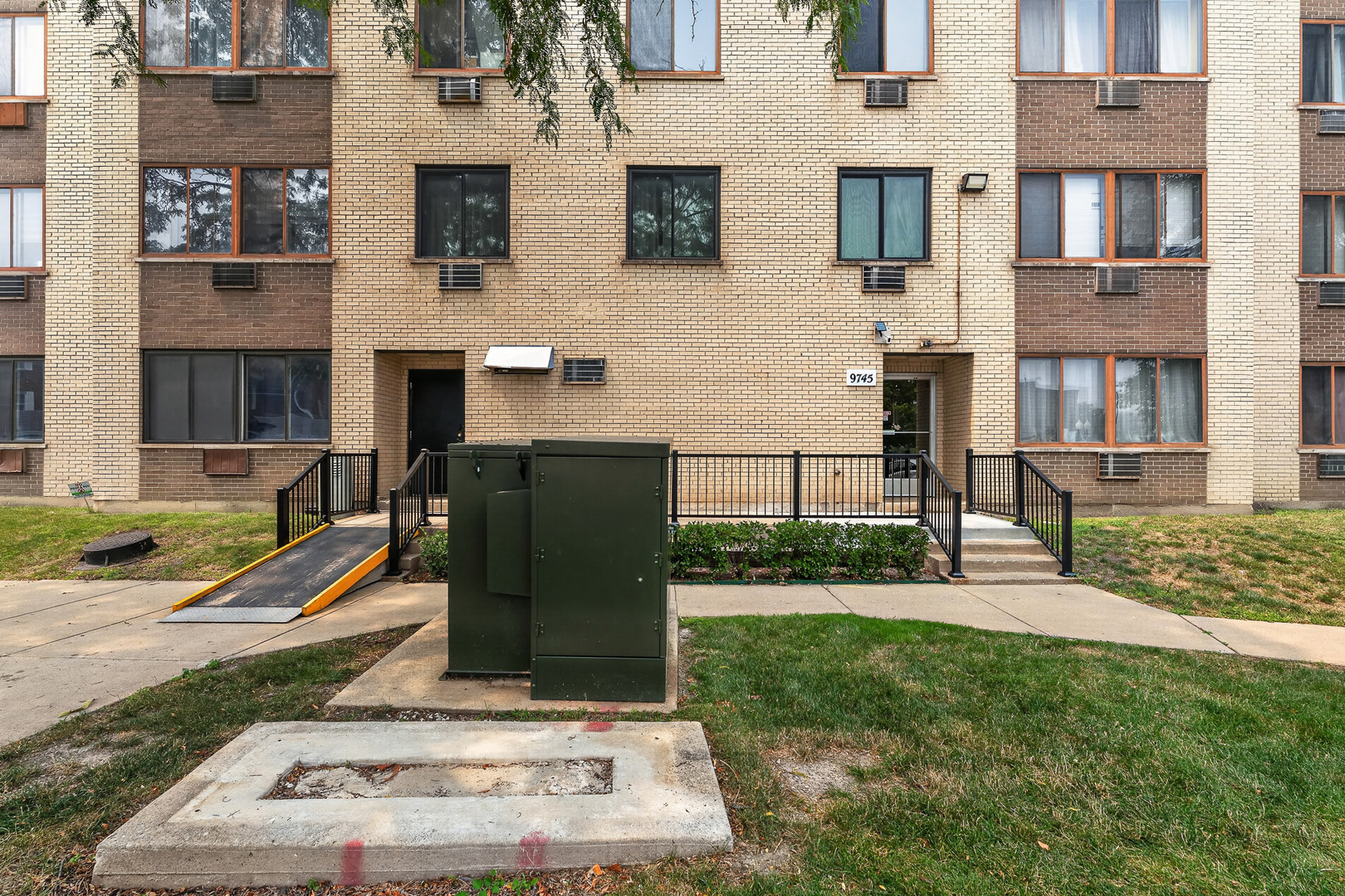 9745 S Karlov Avenue 205 Property Photo 42