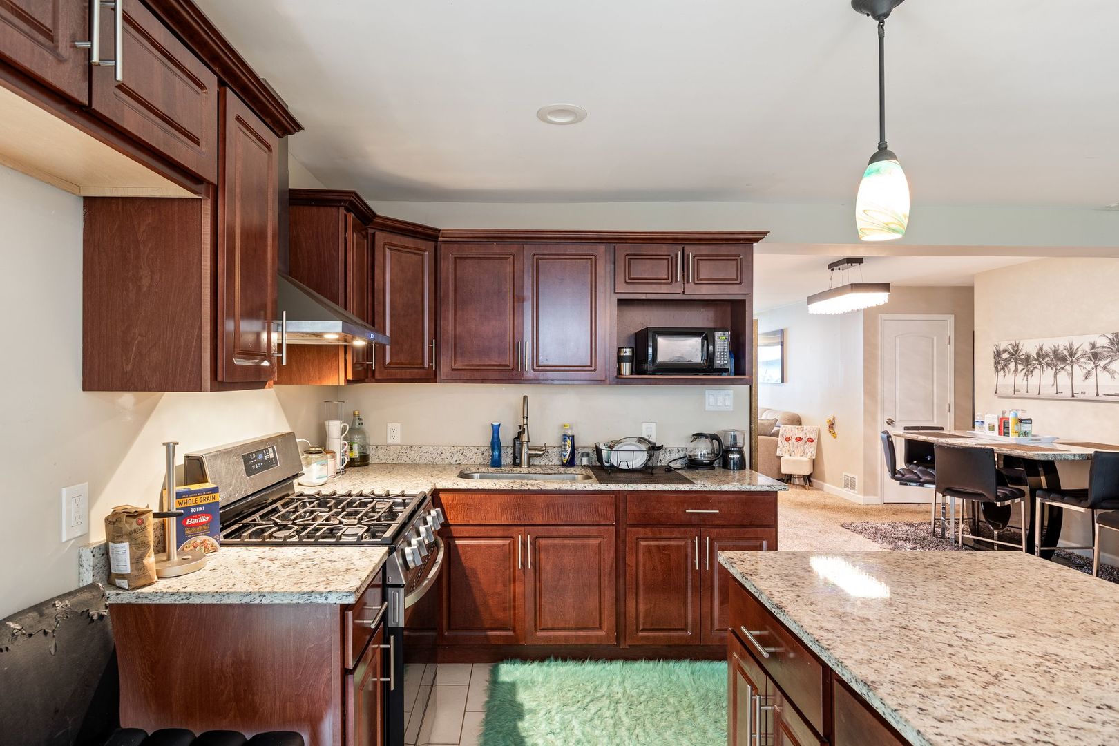 16231 Clifton Park Avenue Property Photo 8