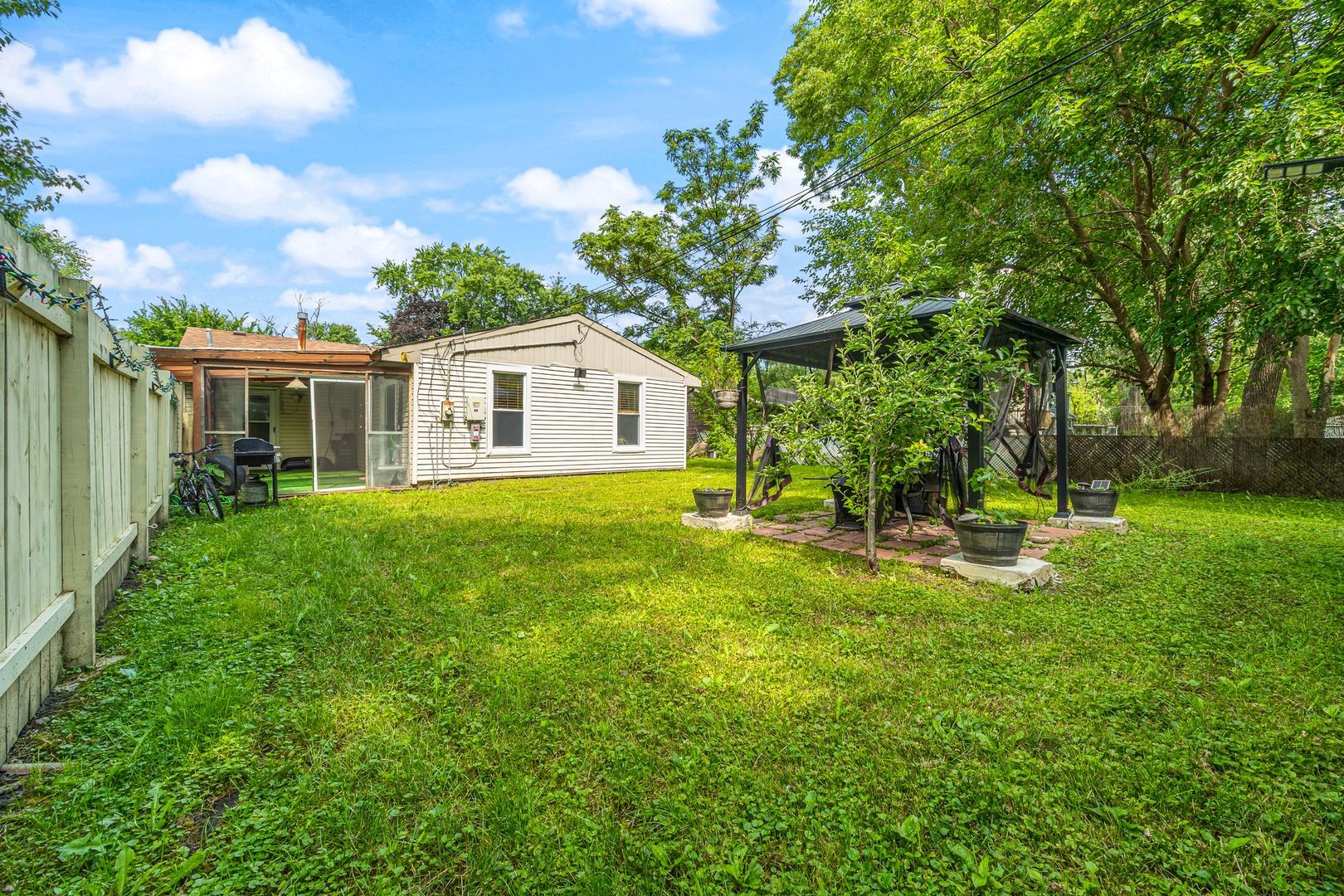 16231 Clifton Park Avenue Property Photo 21