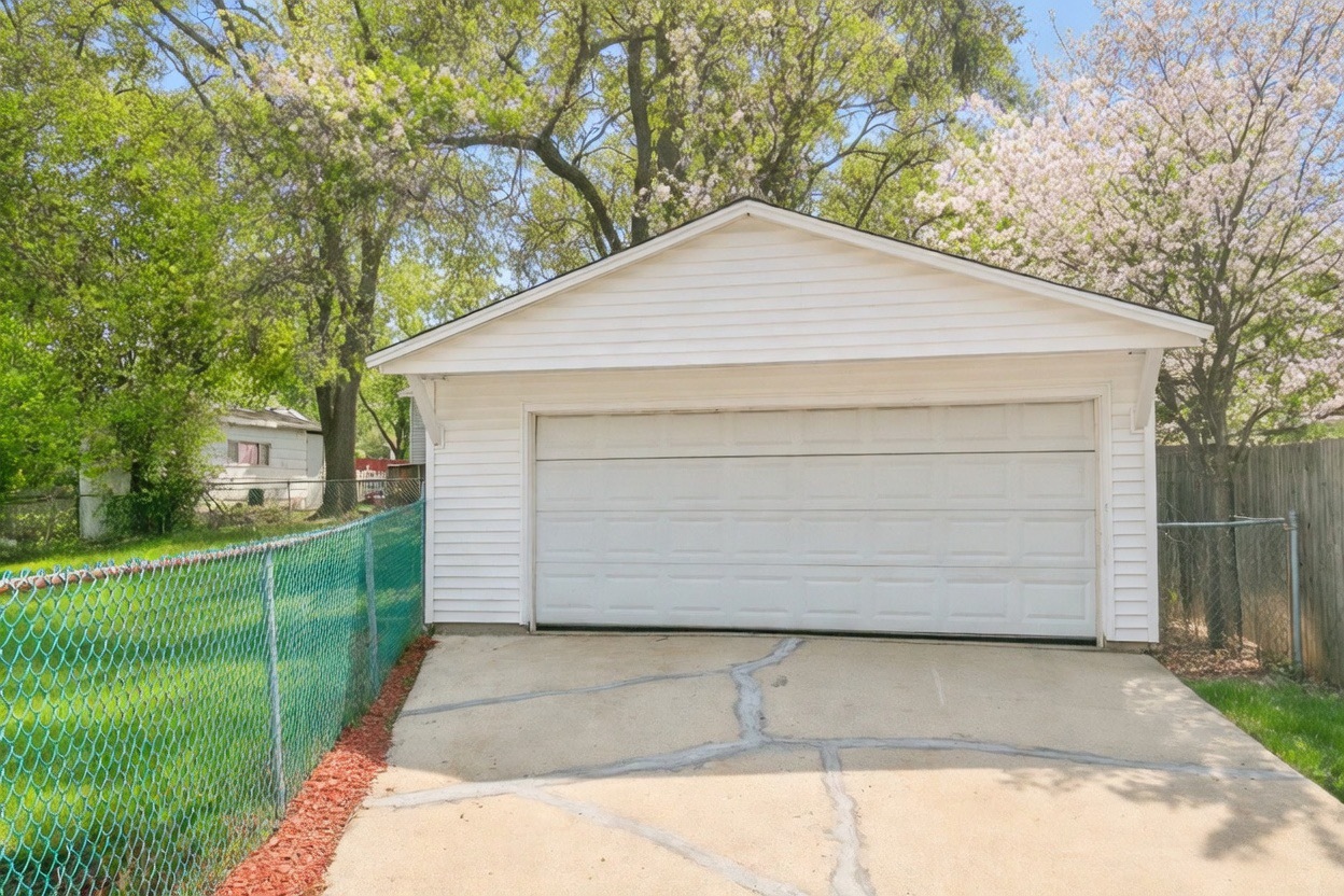 164 Galewood Drive Property Photo 11