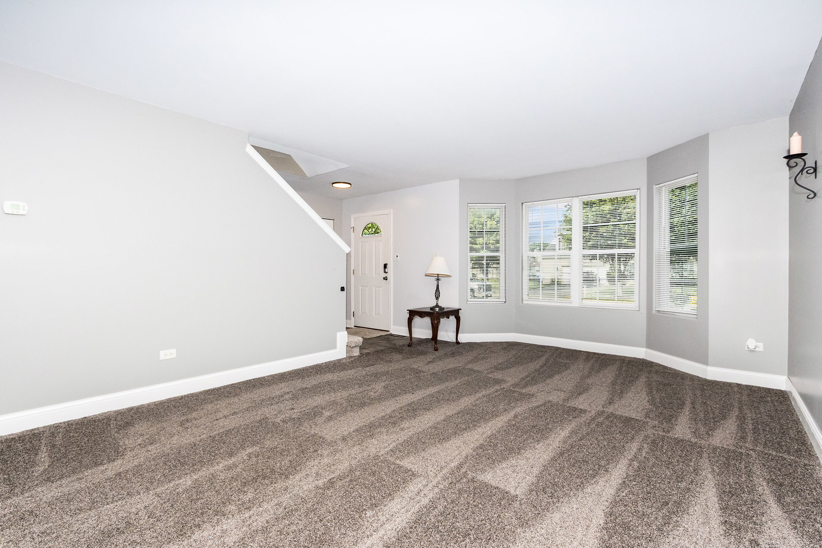 732 Oakwood Street Property Photo 4