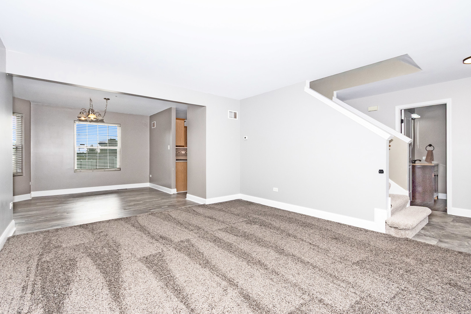 732 Oakwood Street Property Photo 5