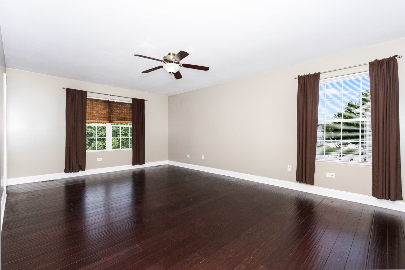732 Oakwood Street Property Photo 16