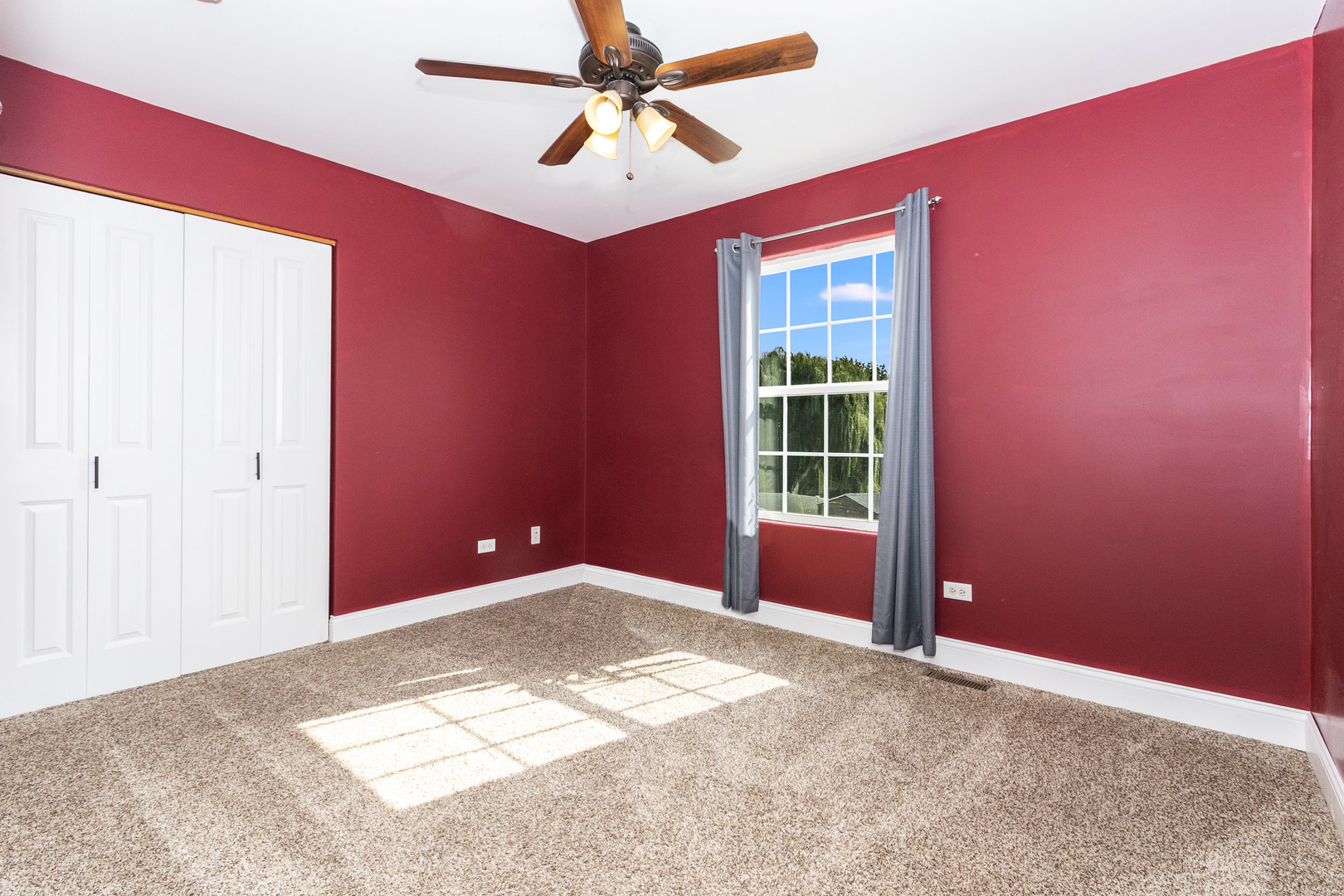 732 Oakwood Street Property Photo 23