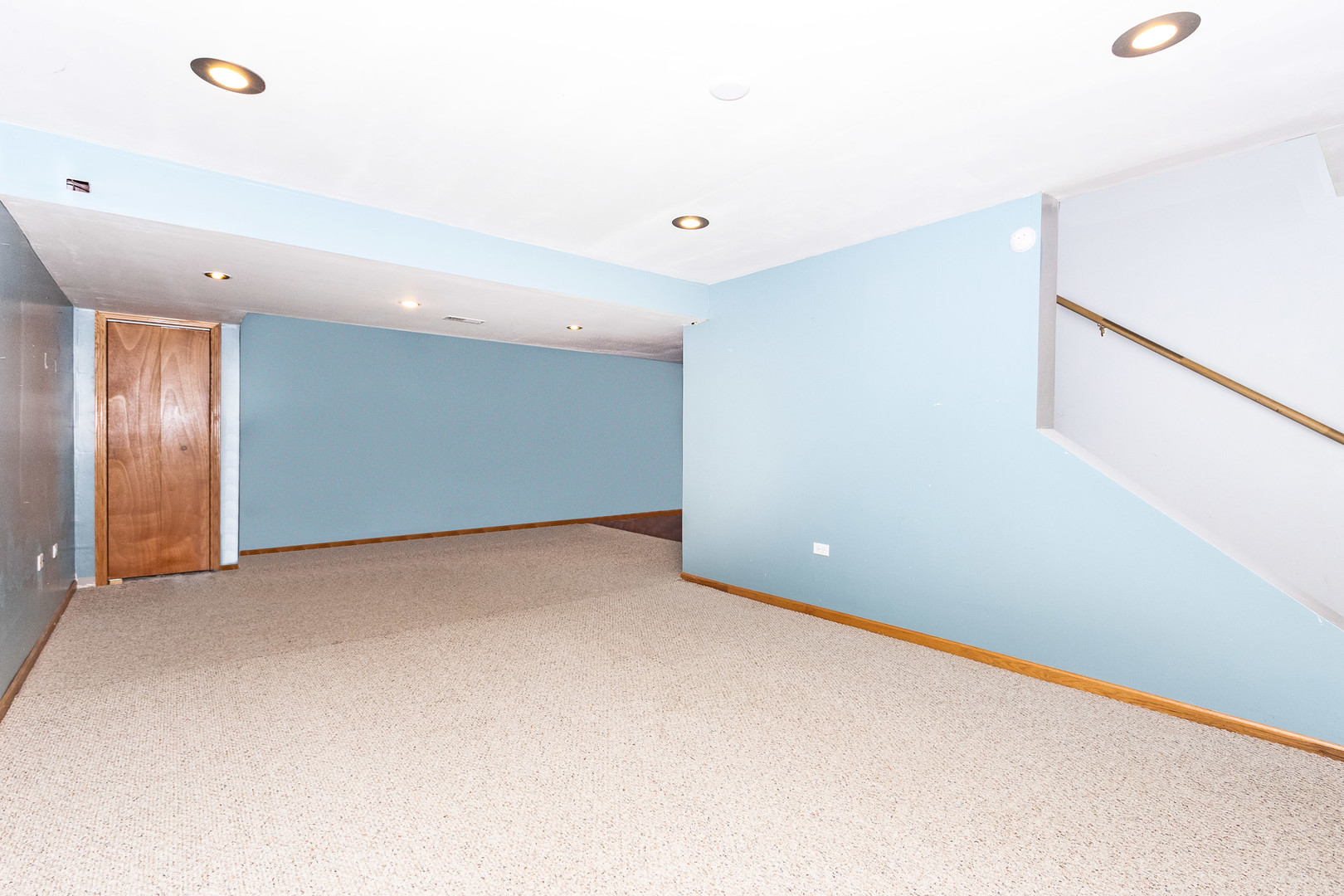 732 Oakwood Street Property Photo 25