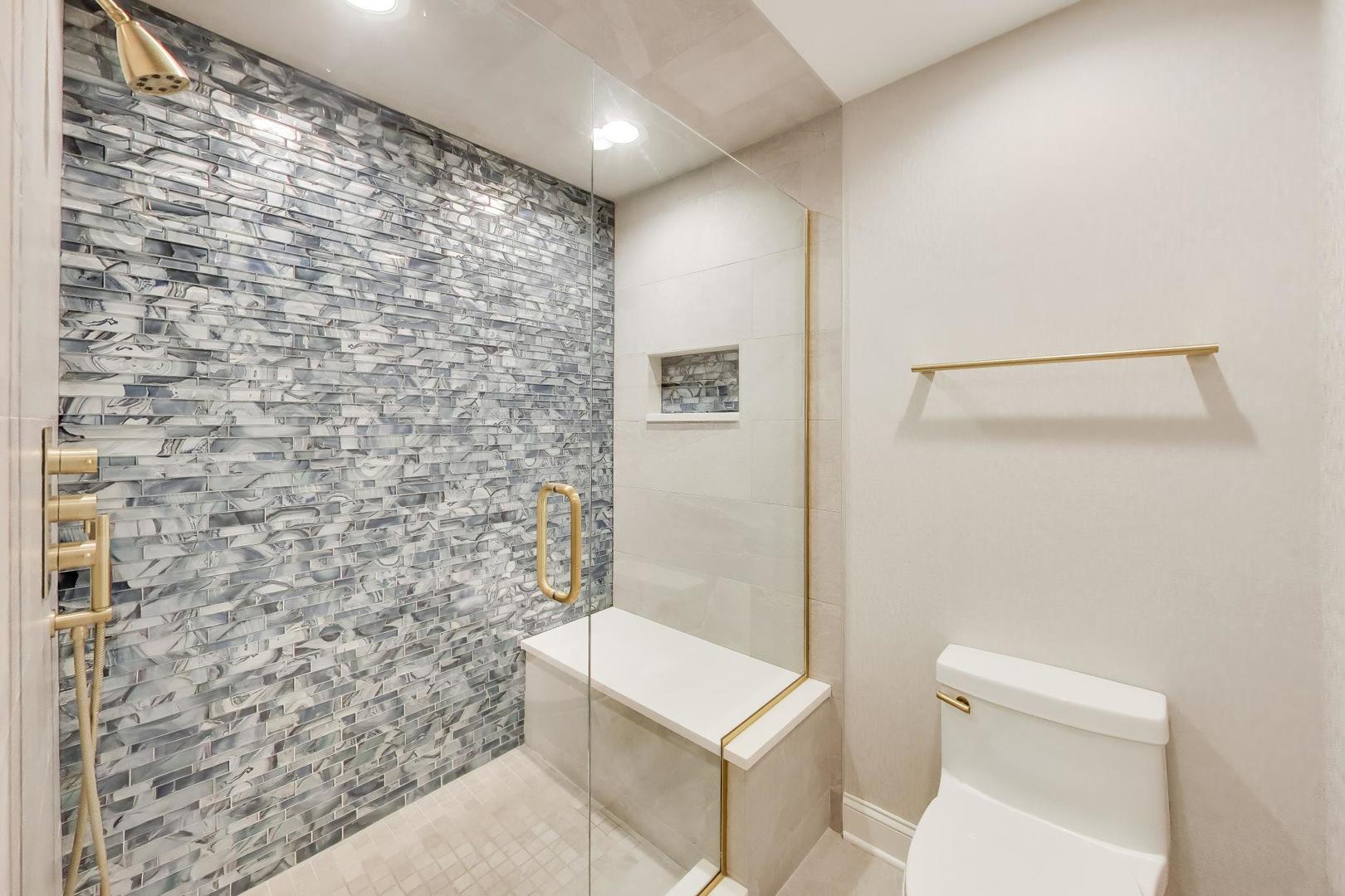 1520 W Lonnquist Boulevard Property Photo 32