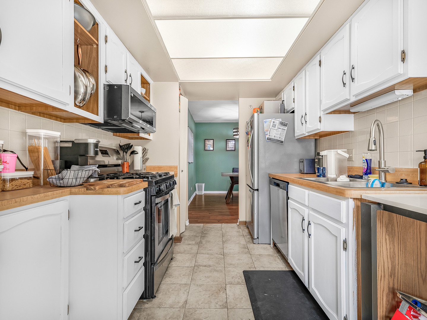 4530 W 93rd Street 2d Property Photo 10