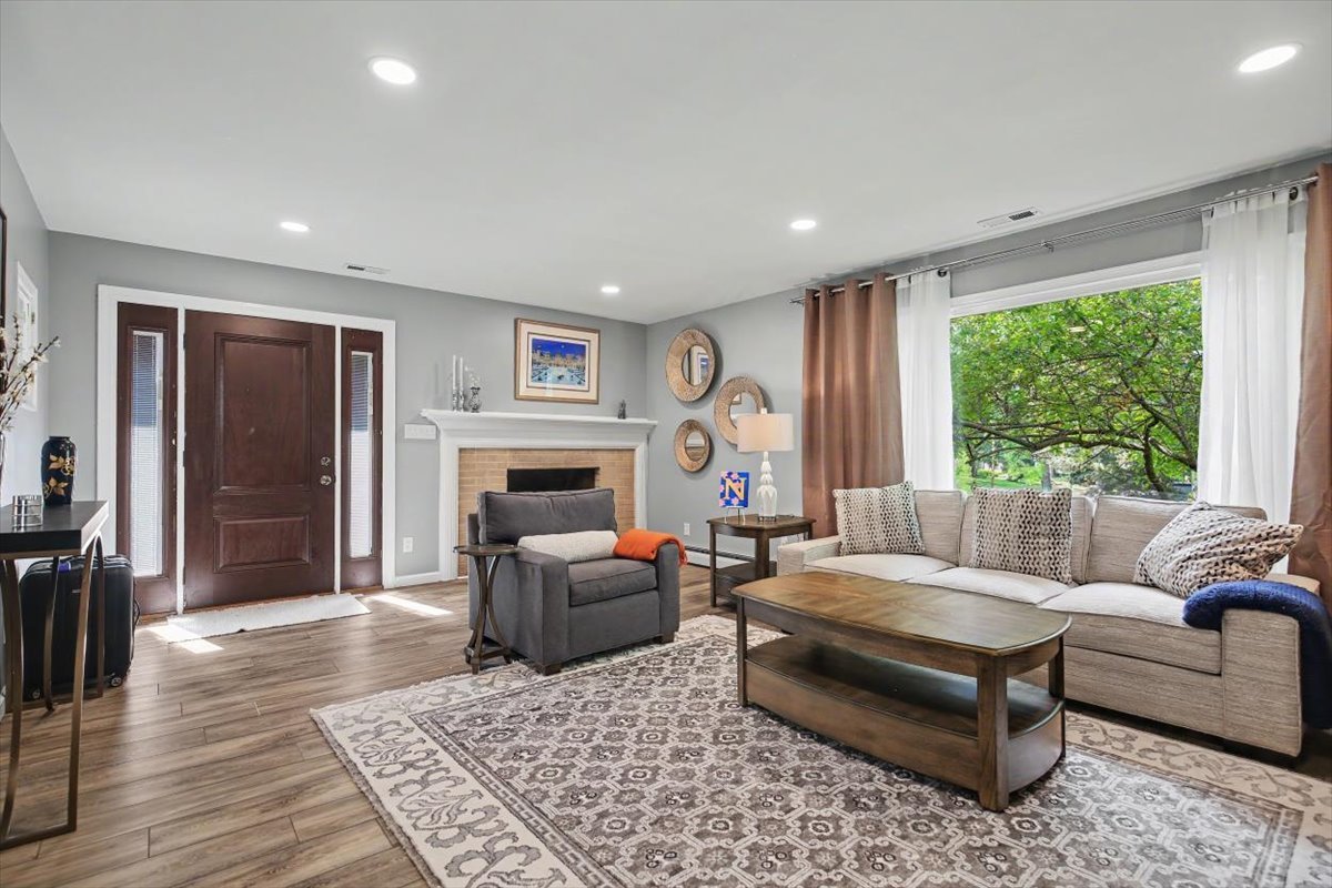305 Colton Avenue Property Photo 11
