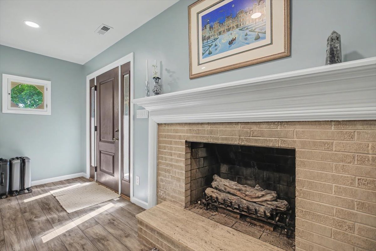 305 Colton Avenue Property Photo 12