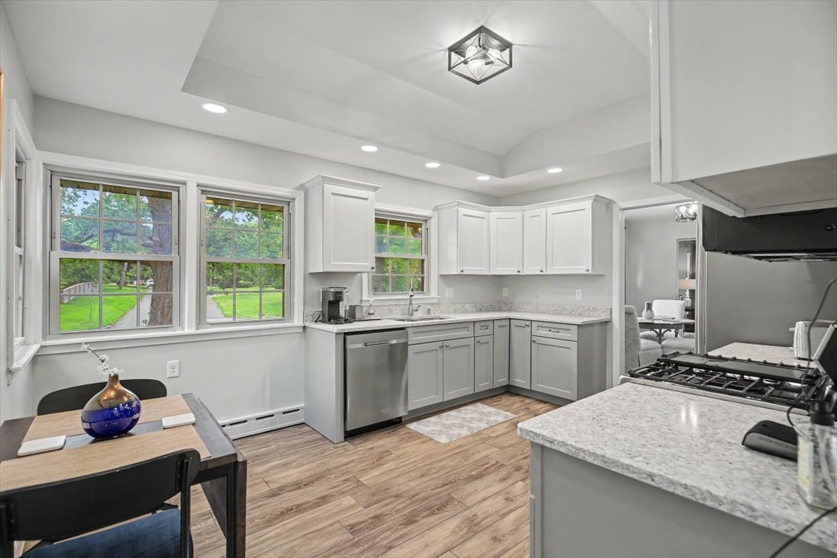 305 Colton Avenue Property Photo 16