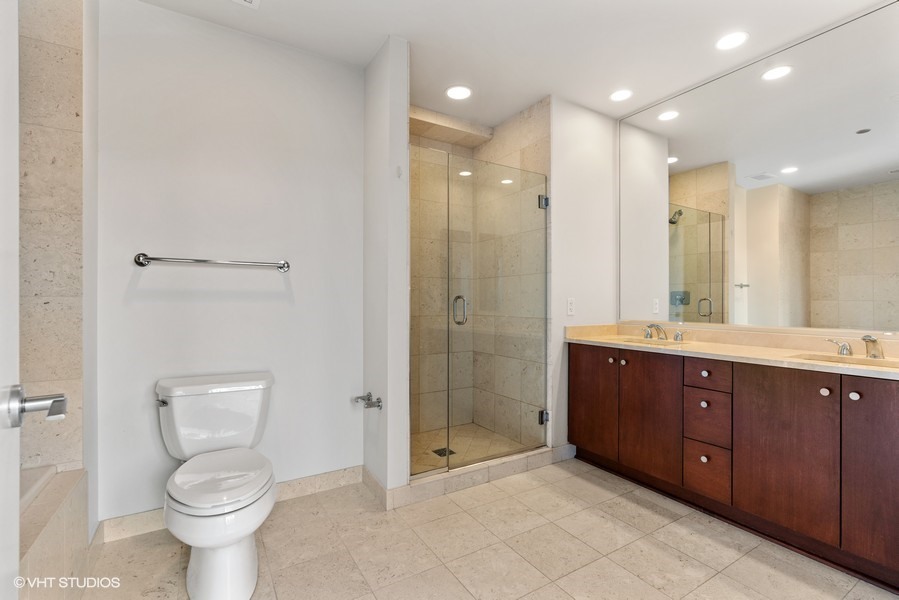 60 E Monroe Street 2304 Property Photo 15