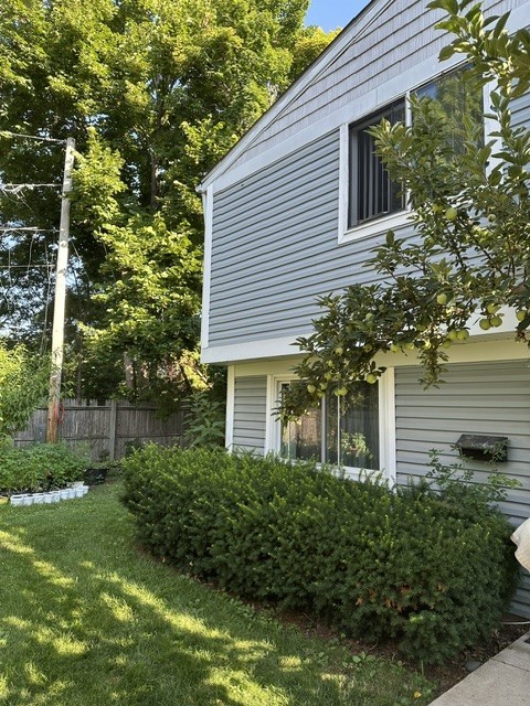 889 Oxford Place 889 Property Photo 1