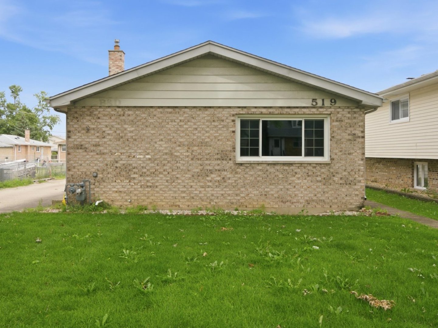 519 Maple Lane Property Photo 4