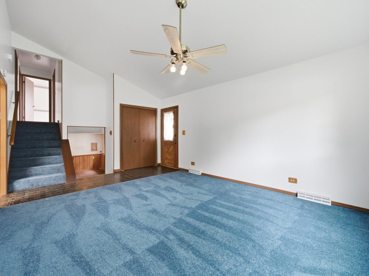 519 Maple Lane Property Photo 8