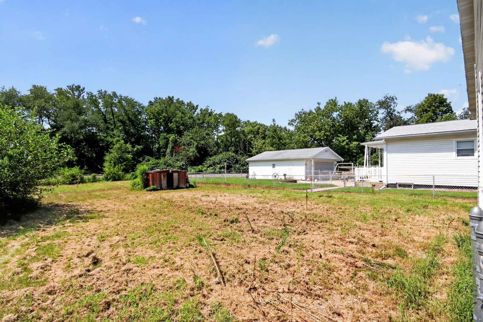 210 E Liberty Street Property Photo 6