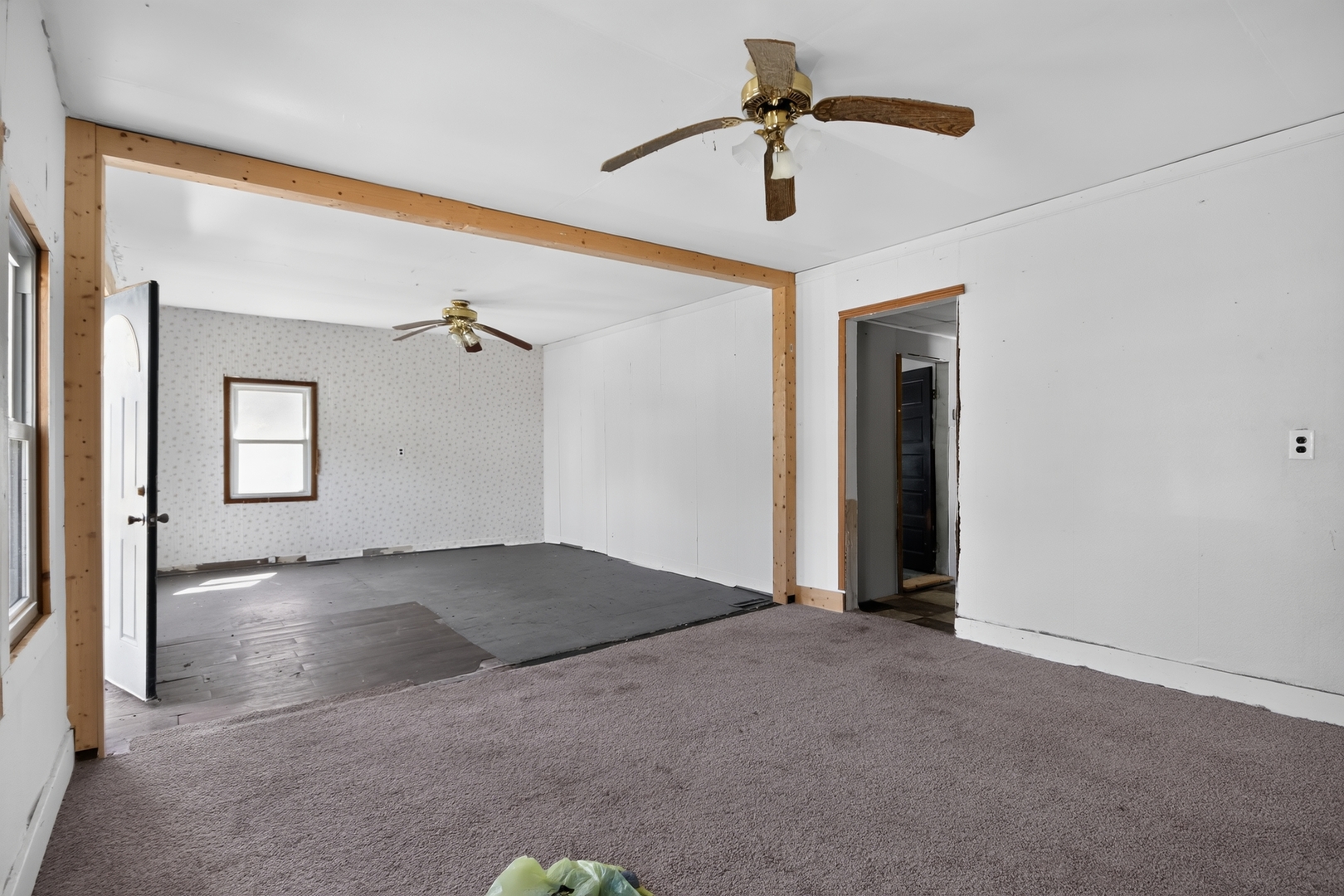 210 E Liberty Street Property Photo 15