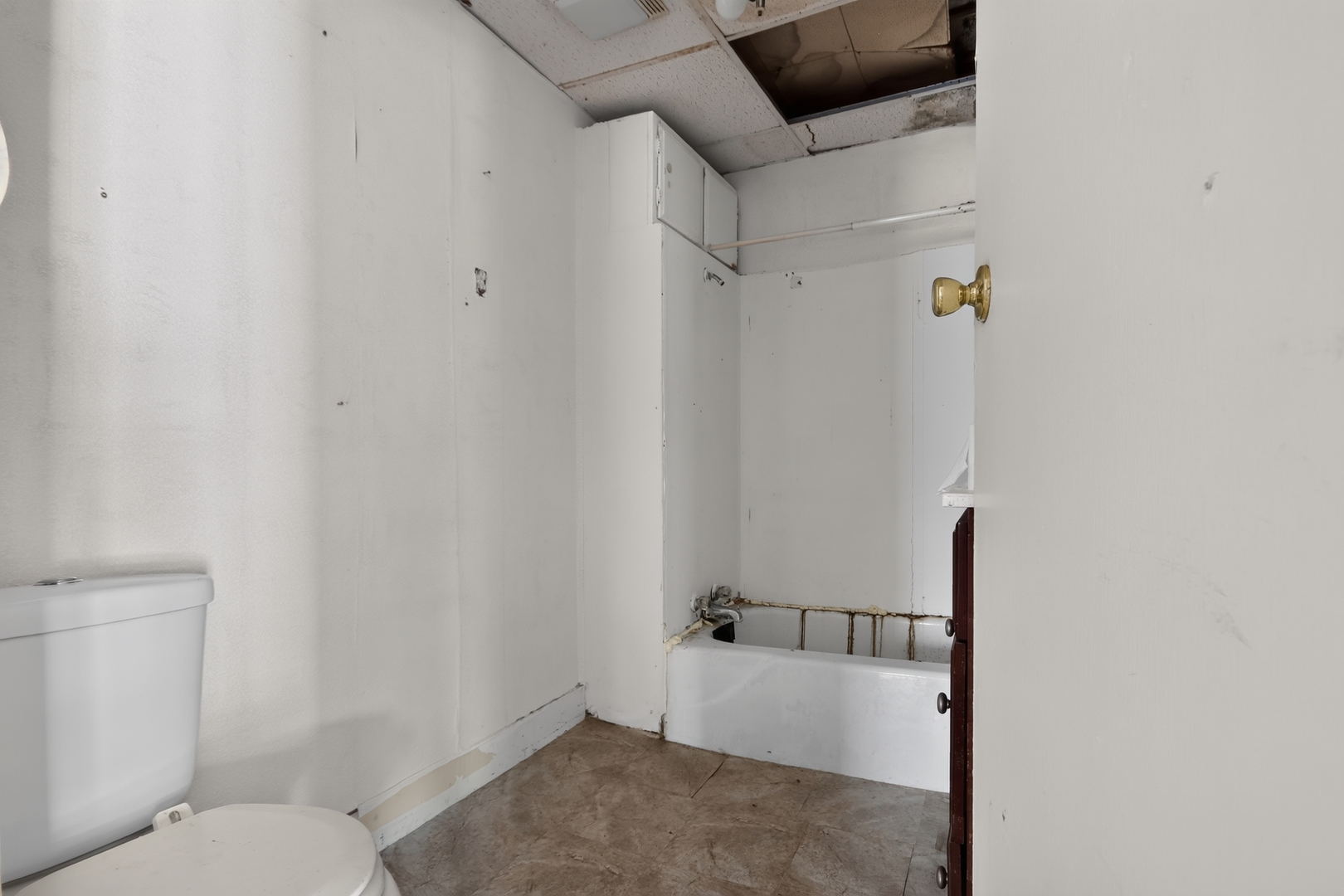 210 E Liberty Street Property Photo 30