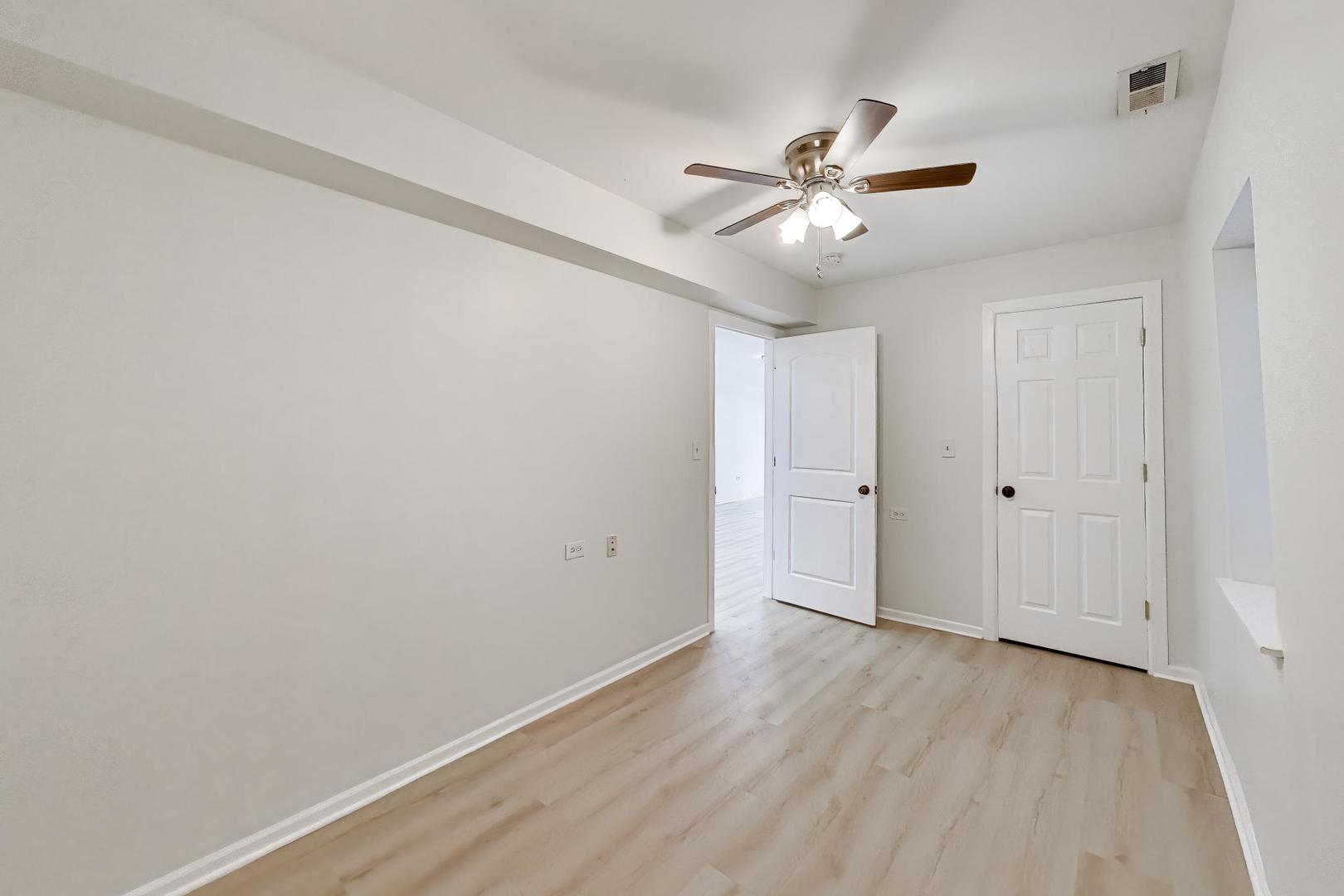 3115 N Oakley Avenue G Property Photo 15