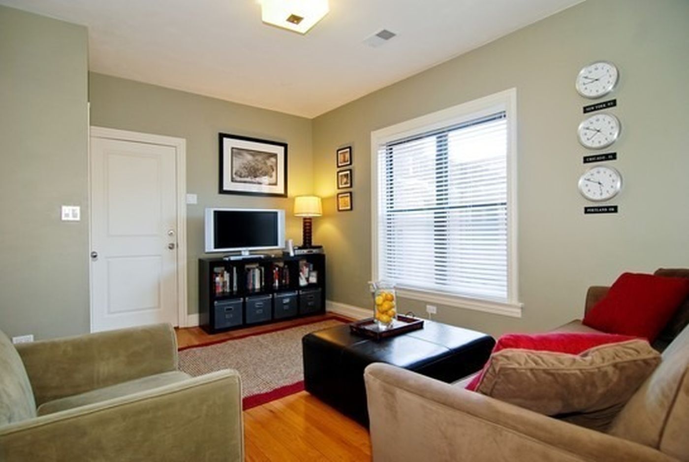 903 W Cornelia Avenue 3n Property Photo 2