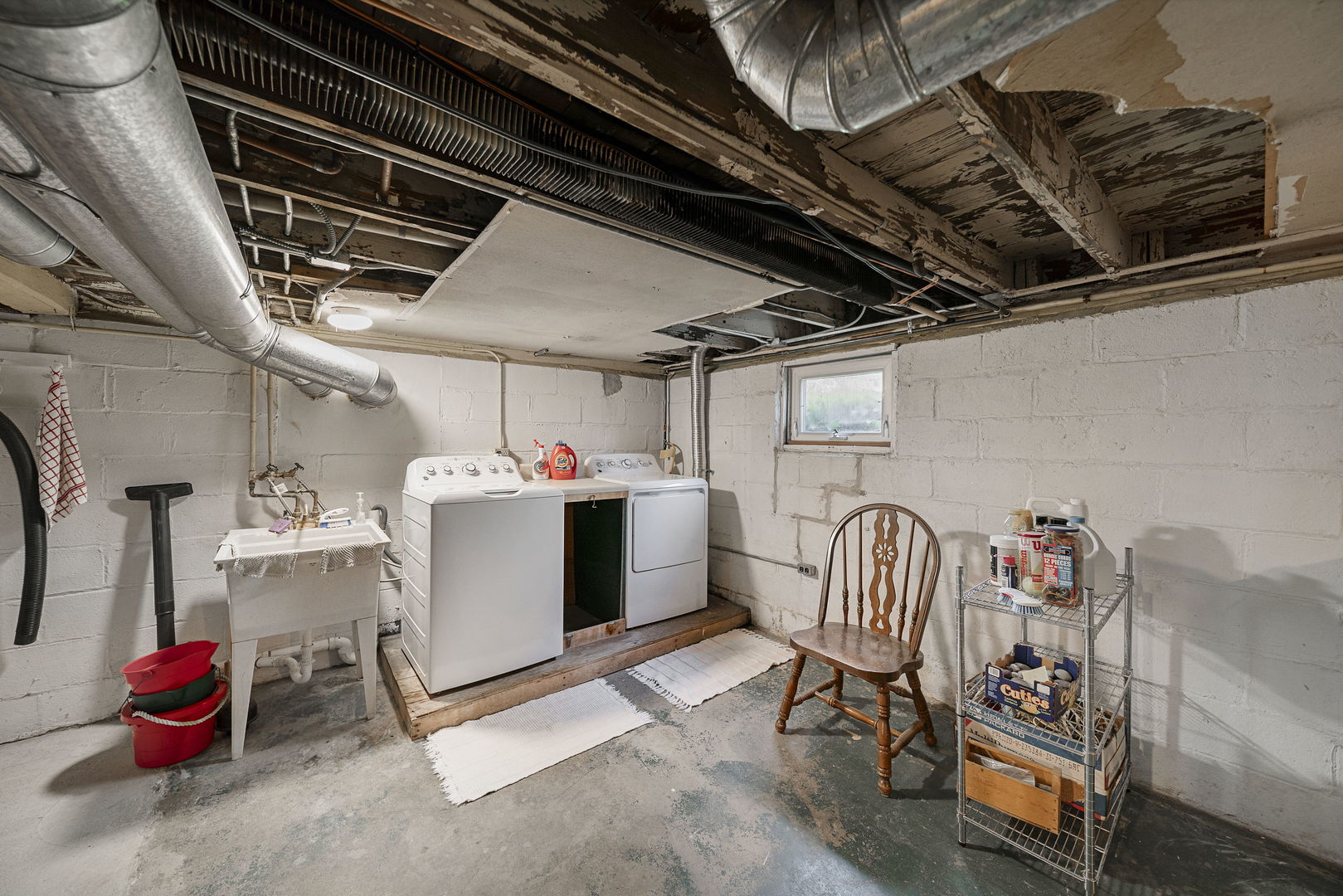 1329 Henry Avenue Property Photo 16