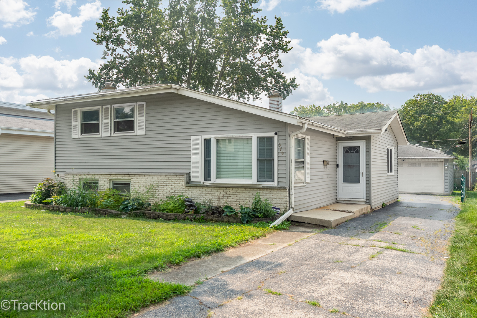 579 Coolidge Avenue Property Photo 1
