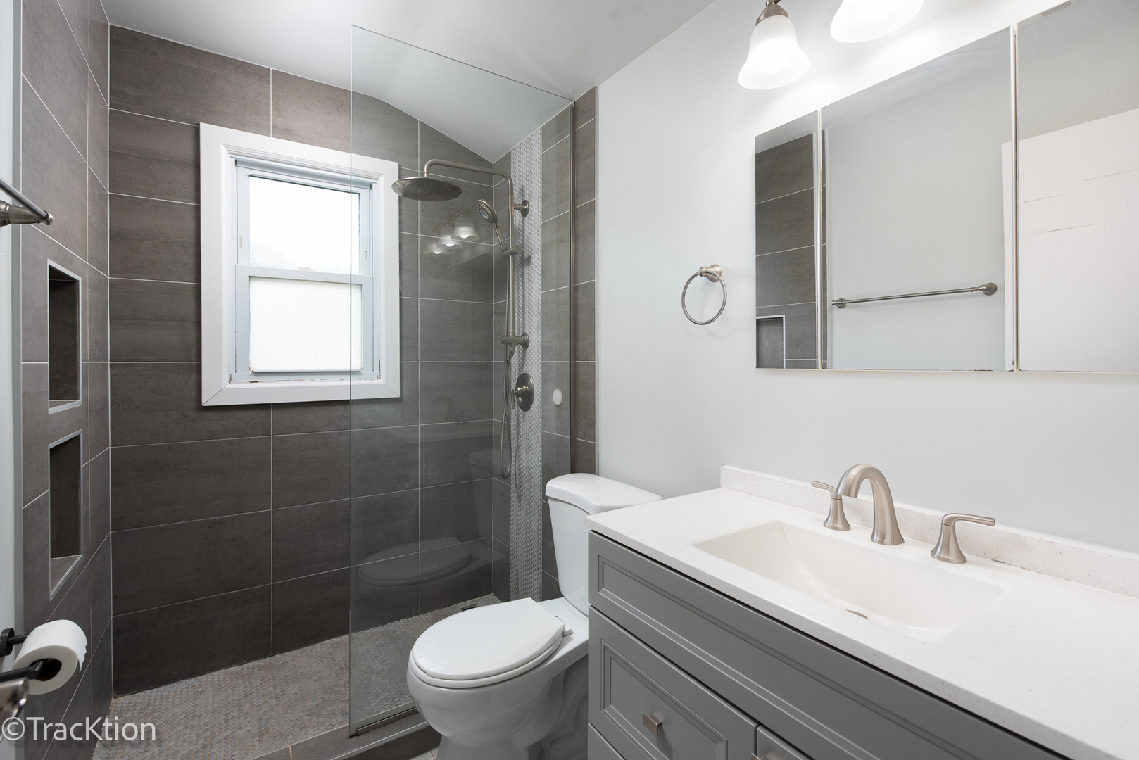 579 Coolidge Avenue Property Photo 8
