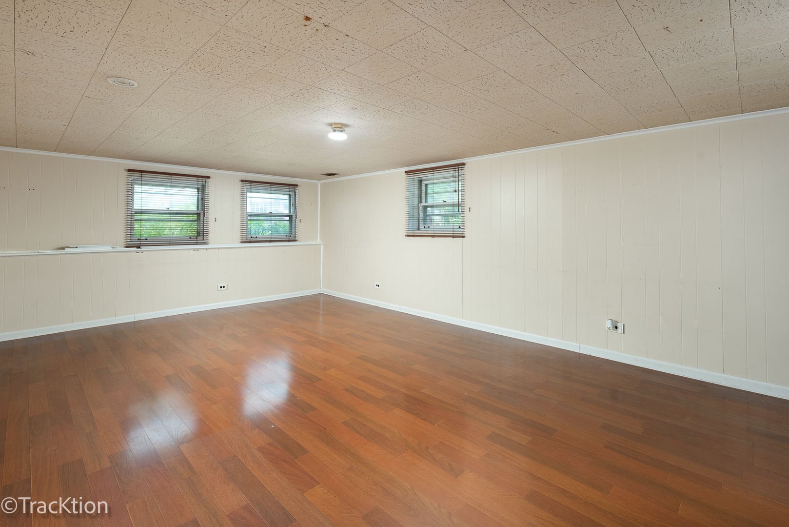 579 Coolidge Avenue Property Photo 11
