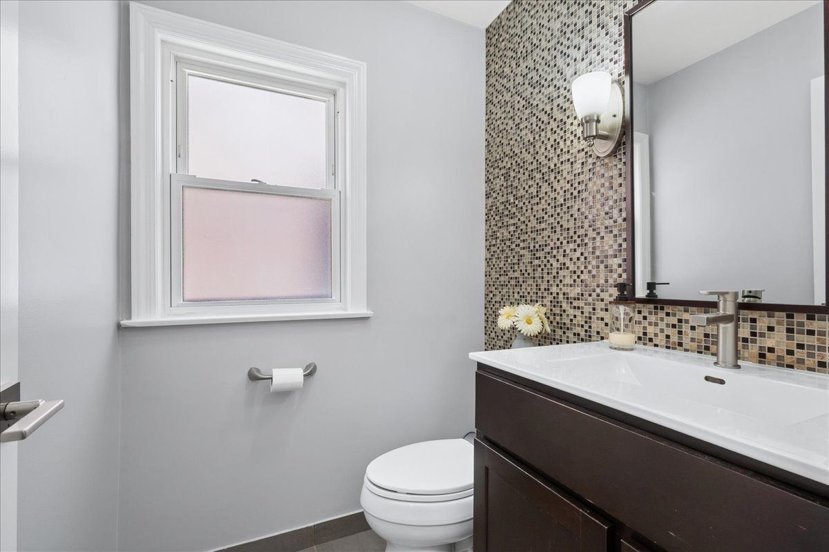 2924 W Jerome Street Property Photo 14