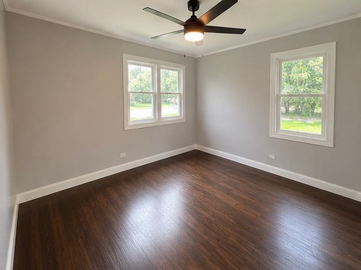 230 Mantua Street Property Photo 4