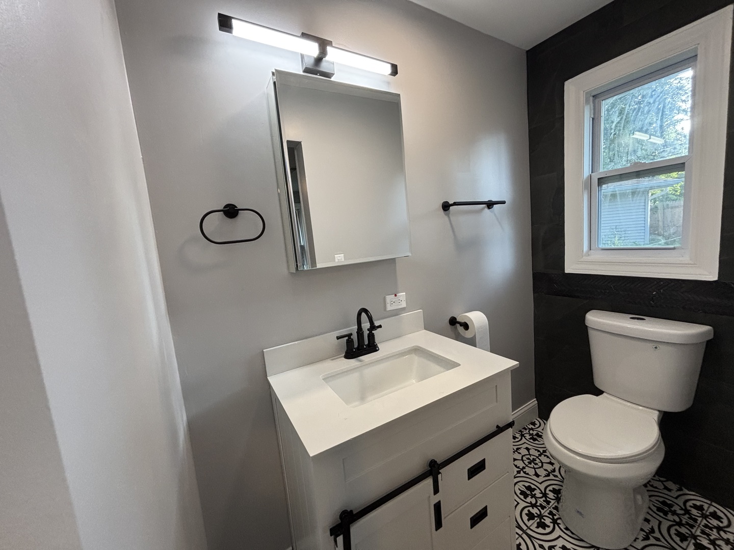 230 Mantua Street Property Photo 14