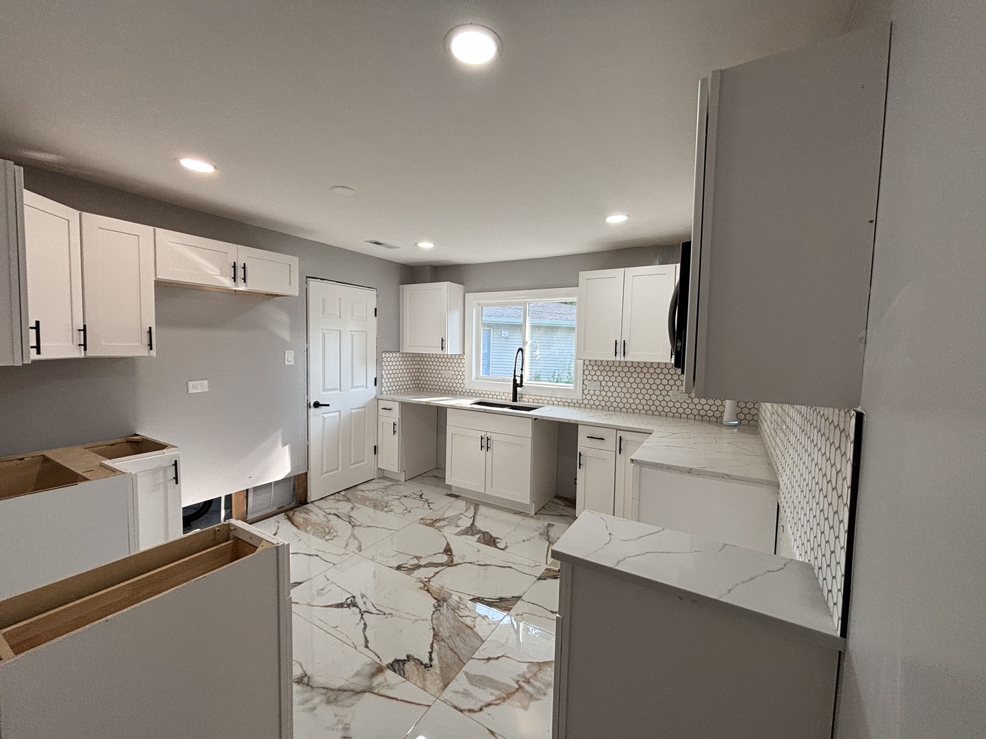 230 Mantua Street Property Photo 16