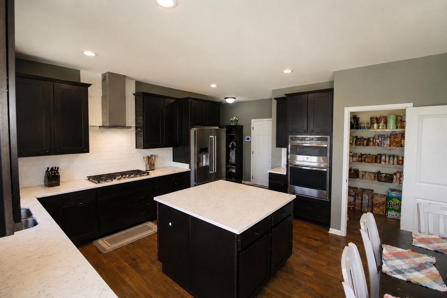14145 W Arthur Street Property Photo 13