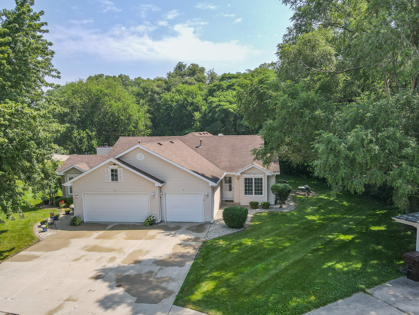 5 Dani Court Property Photo 3